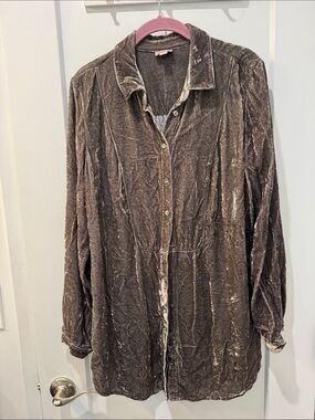 J. Jill Crushed Velvet Shirt in Taupe Brown